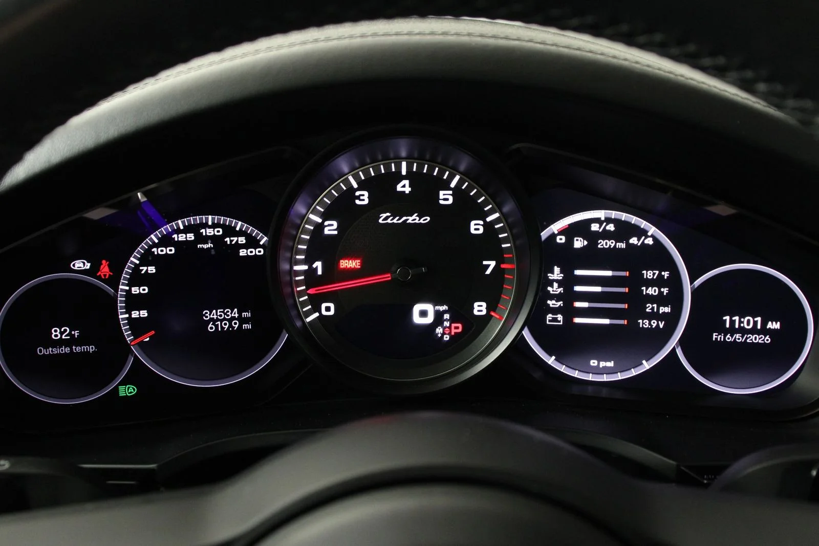 Used 2022 Chalk Porsche Turbo image 16