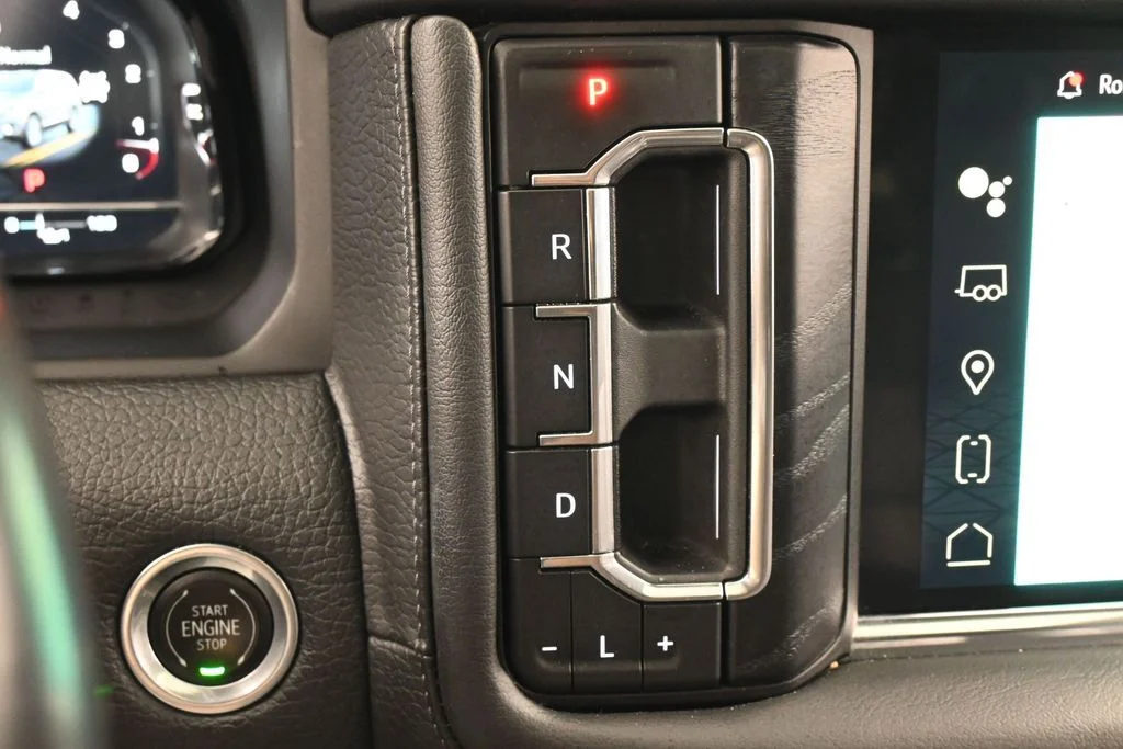 Used 2022 Onyx Black GMC Denali image 31