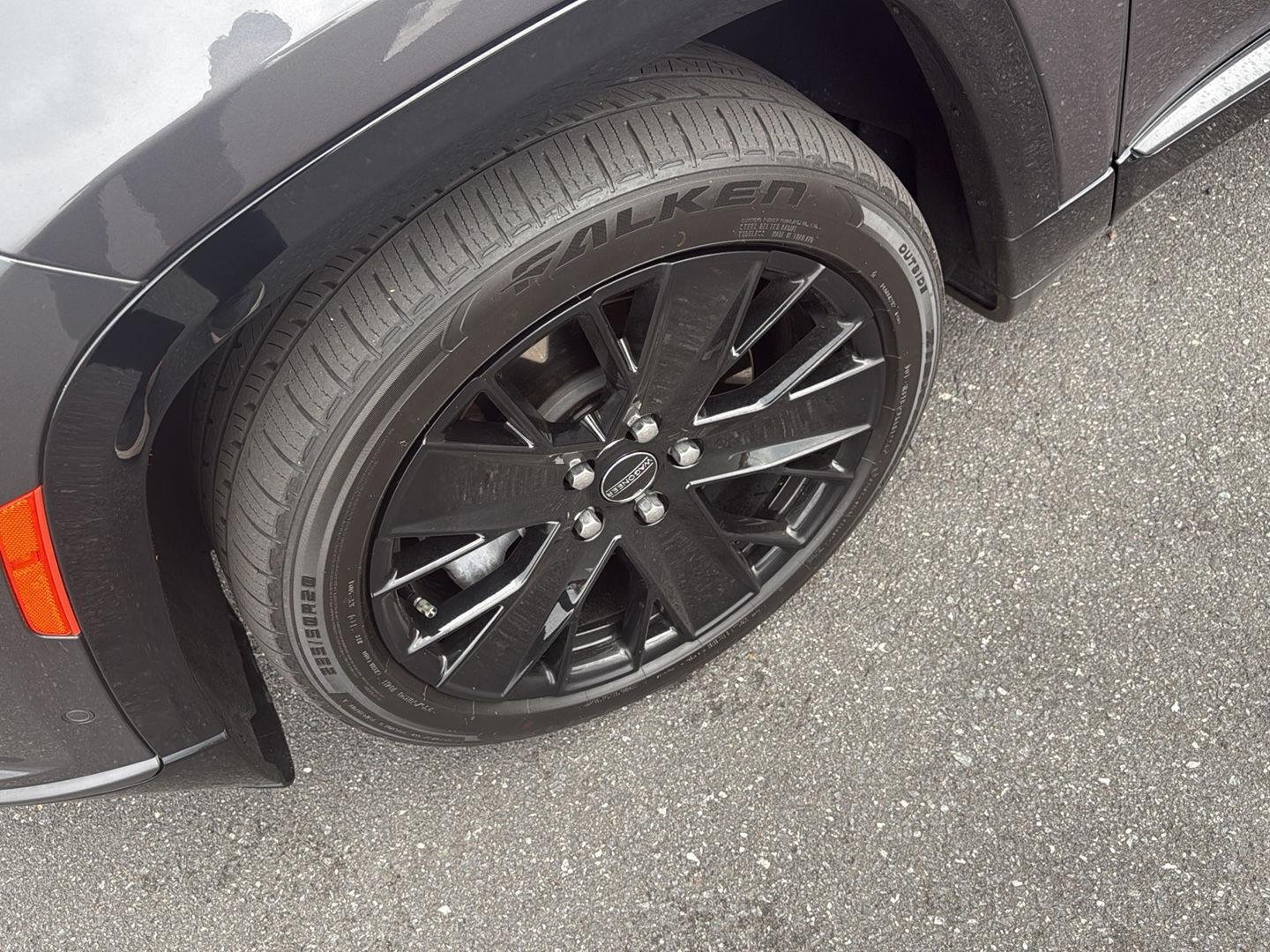 Used 2024 Baltic Gray Metallic Clearcoat Jeep Launch Edition image 14