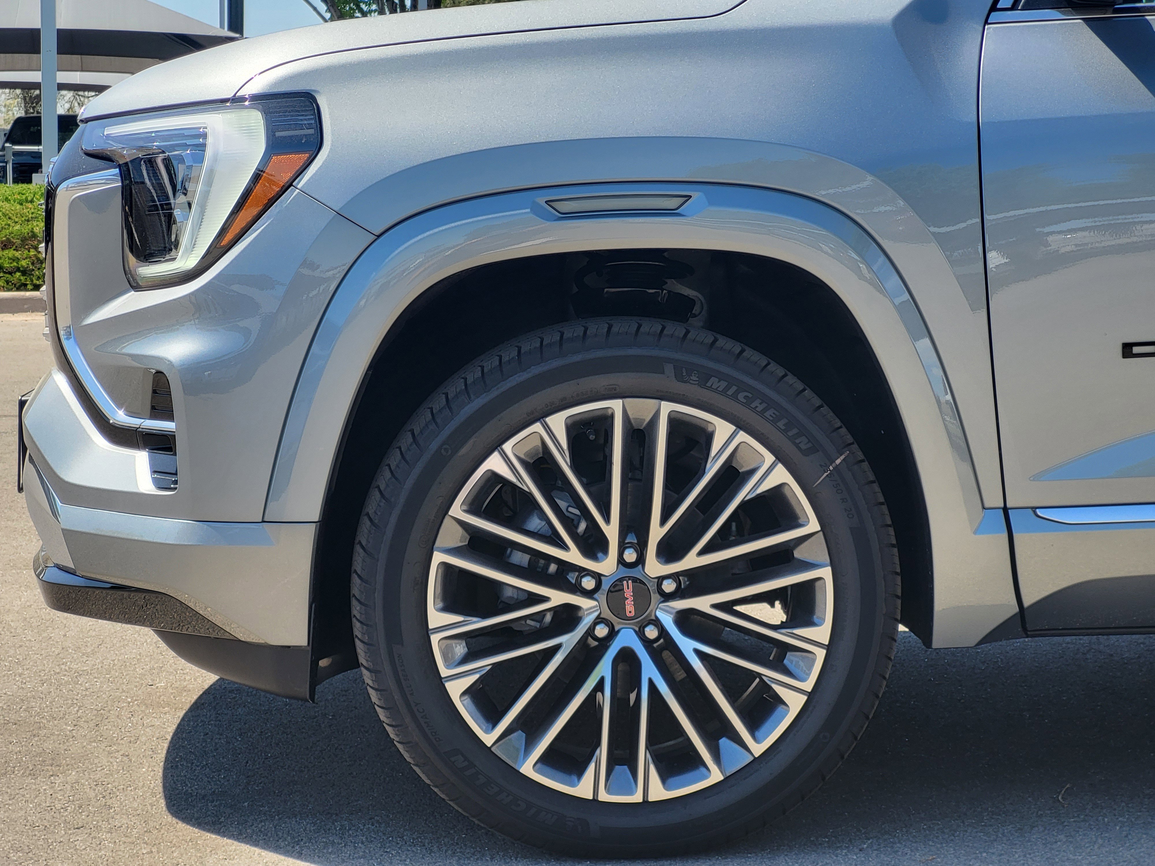 2026 GMC Terrain Denali - Photo 9
