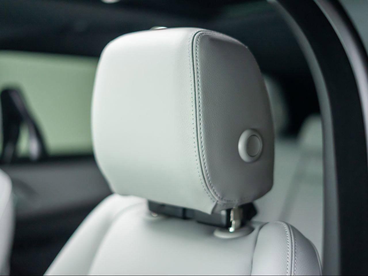 New 2026 Fuji White Land Rover S image 15