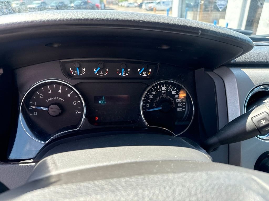 Used 2013 Blue Ford XLT image 28
