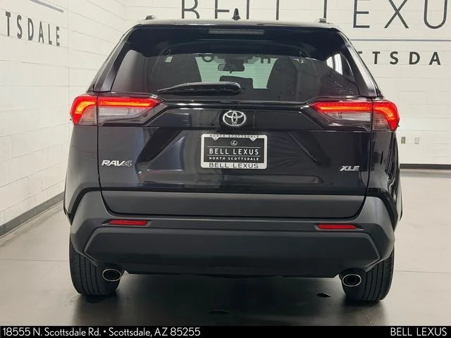 Used 2021 Black Toyota XLE image 5