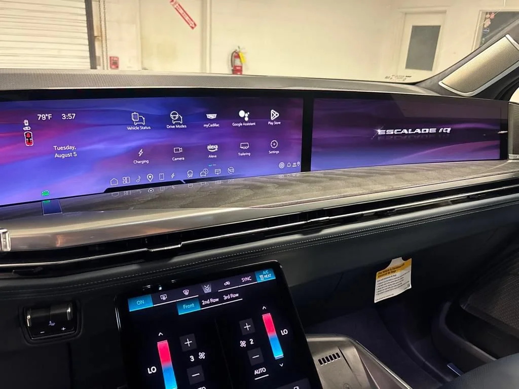 2025 Cadillac Escalade IQ Sport 2 - Photo 34