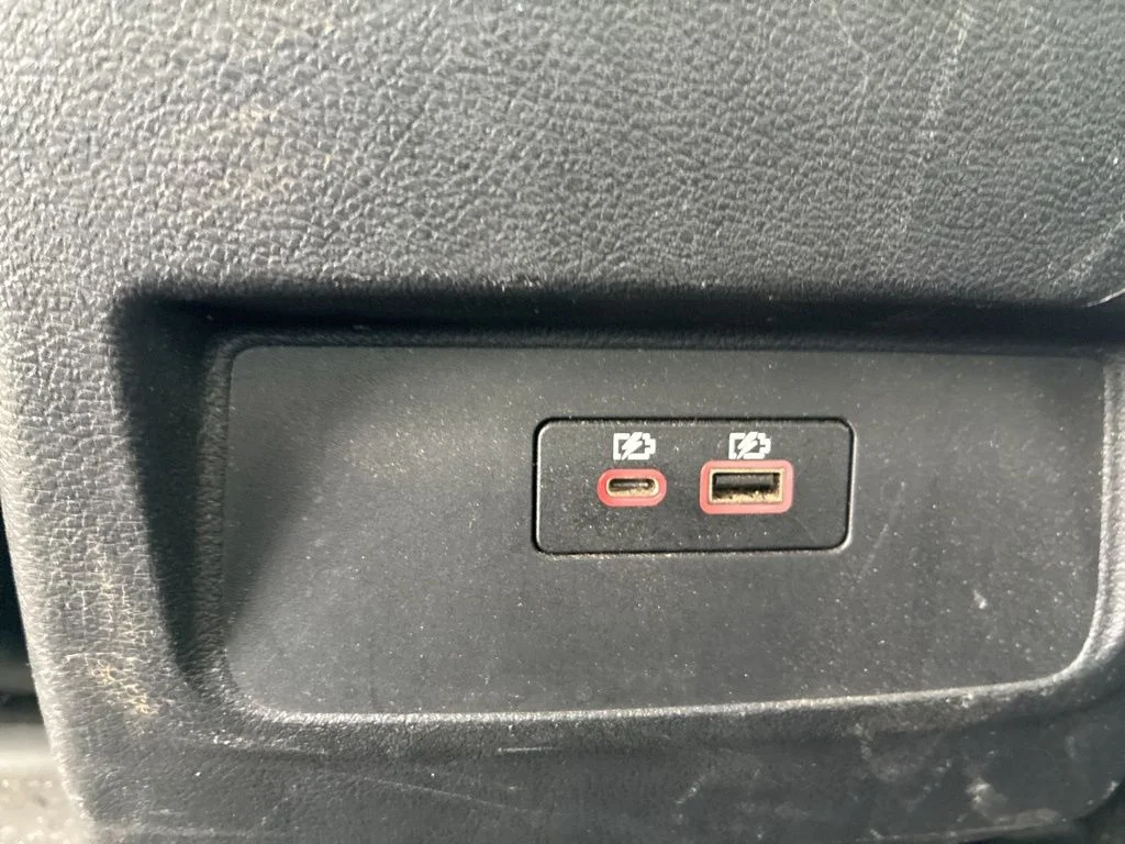 Used 2022 Blue Nissan SV image 12