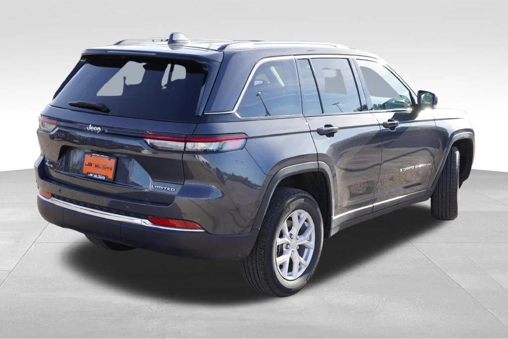 Certified Used 2023 Gray Jeep Limited image 5