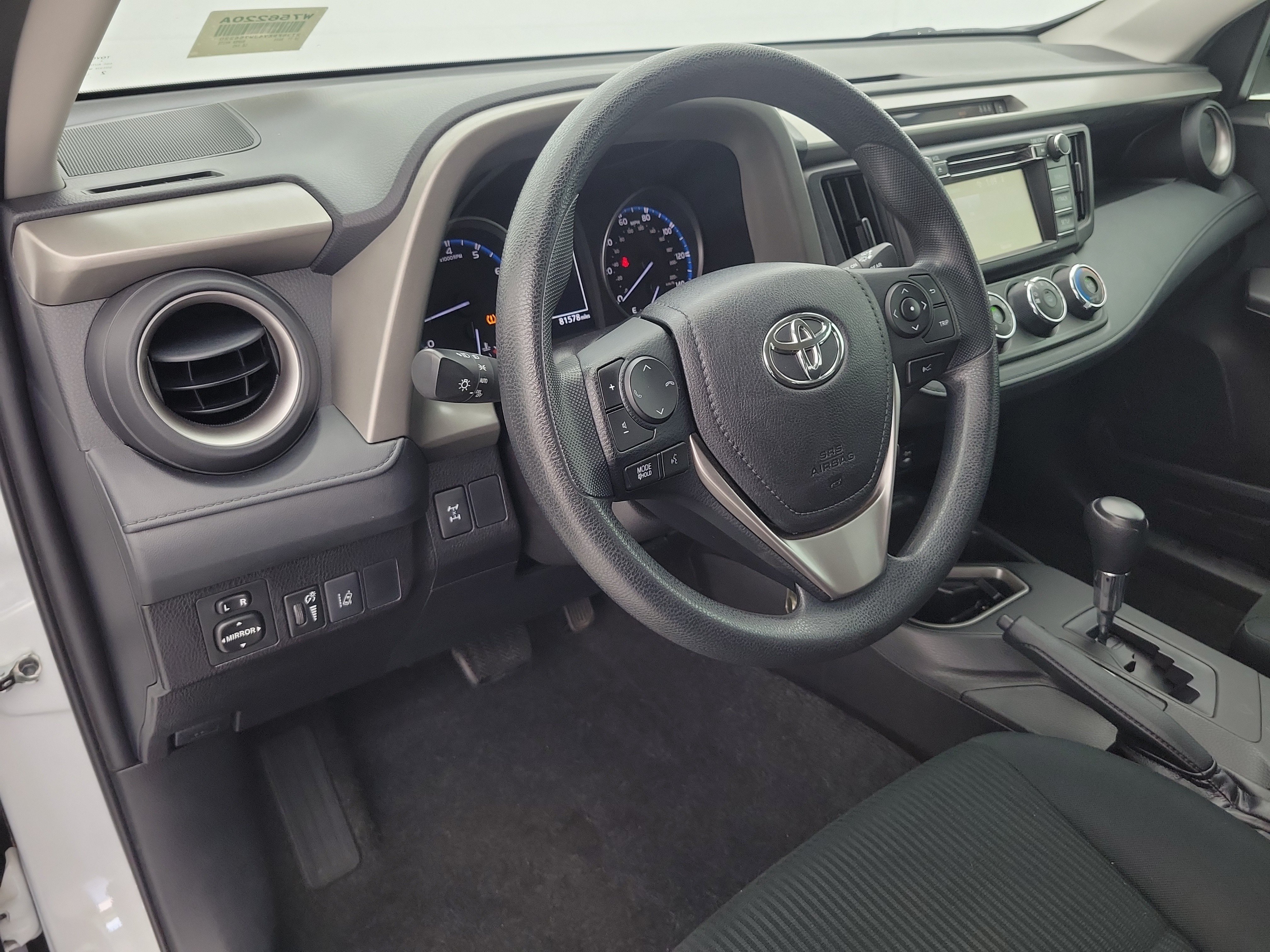 Used 2018 Super White Toyota LE image 19