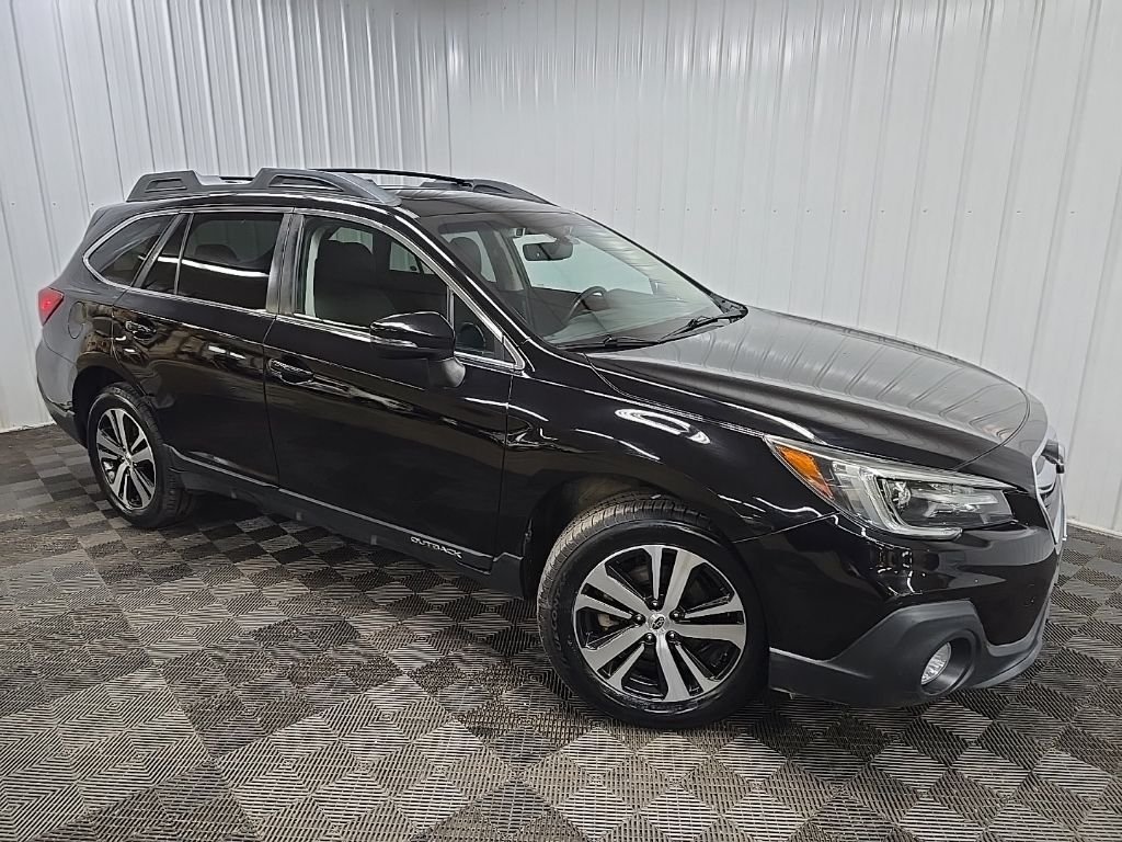 Used 2018 Black Subaru 2.5i image 7