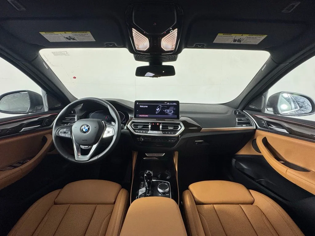 Certified Used 2025 Black Sapphire Metallic BMW xDrive30i image 25