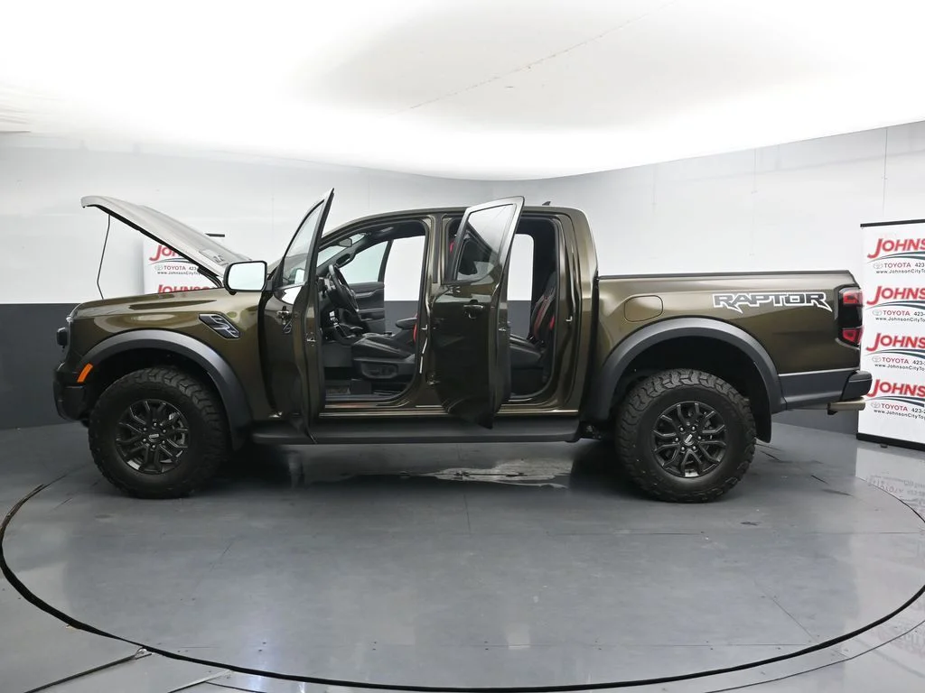 Used 2025 Green Ford Raptor image 28