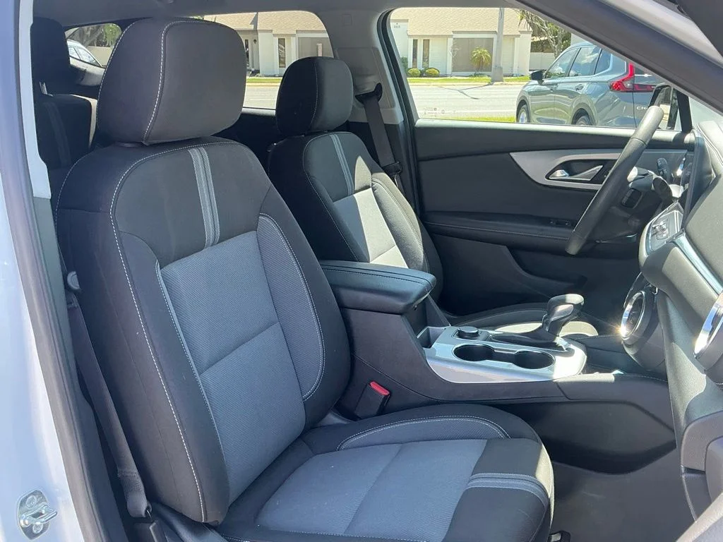 Used 2024 White Chevrolet LT image 19