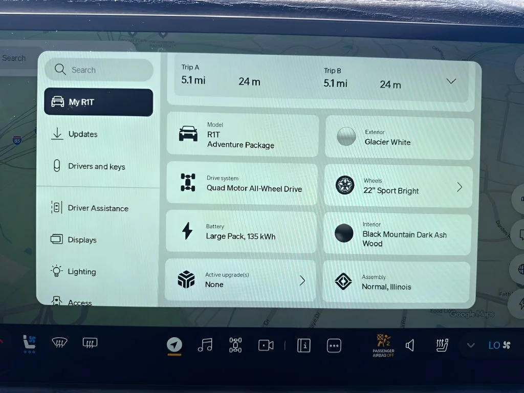 Used 2022 White Rivian Adventure image 19