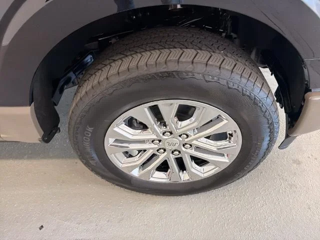 New 2026 Agate Black Metallic Ford King Ranch® image 22