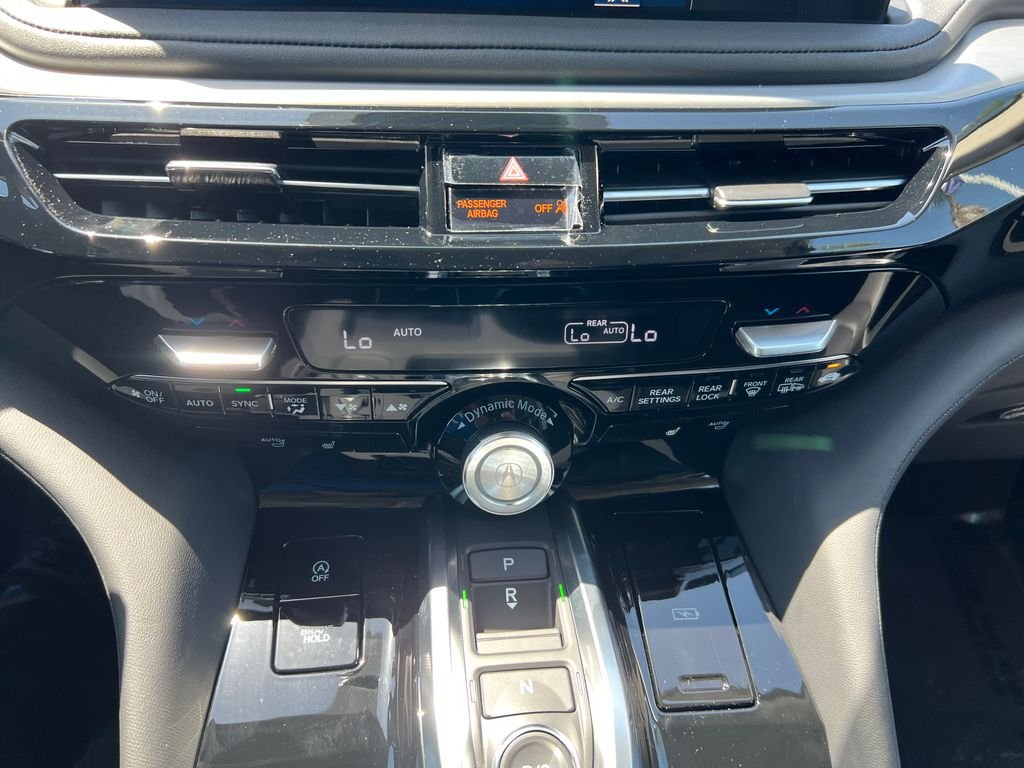New 2026 Platinum White Pearl Acura Technology Package image 25