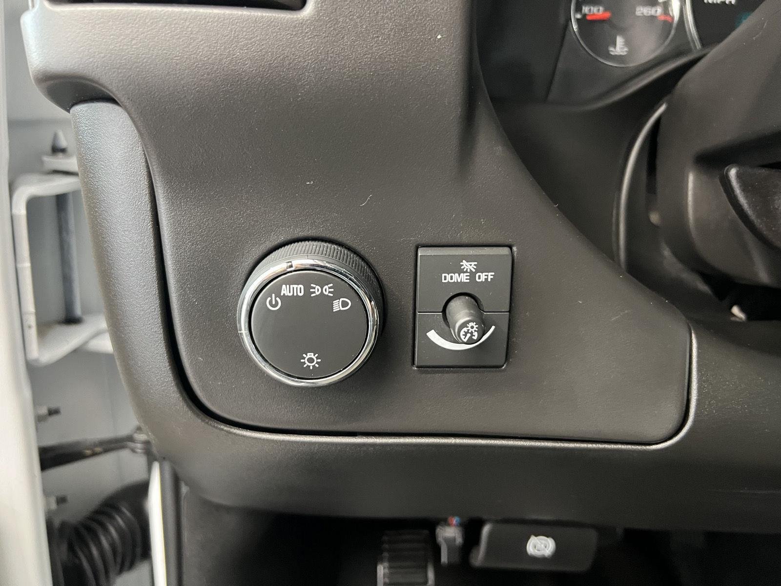 2018 GMC Savana Cargo Work Van - Photo 14