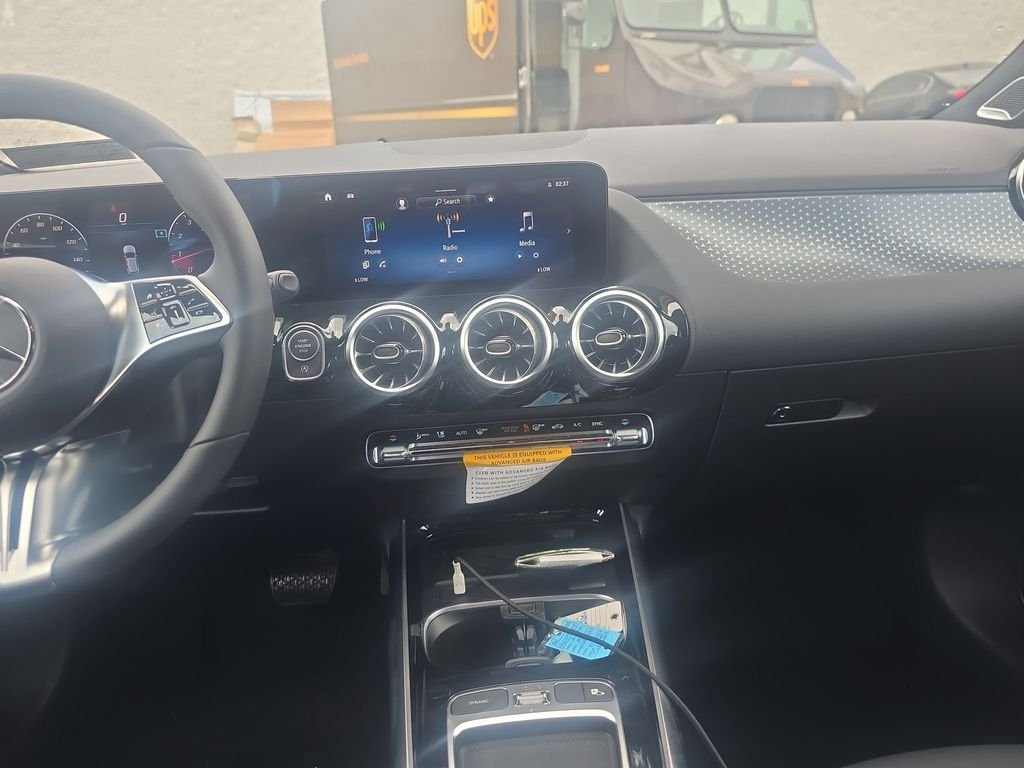 New 2026 MANUFAKTUR Patagonia Red Metallic Mercedes-Benz GLA 250 image 17