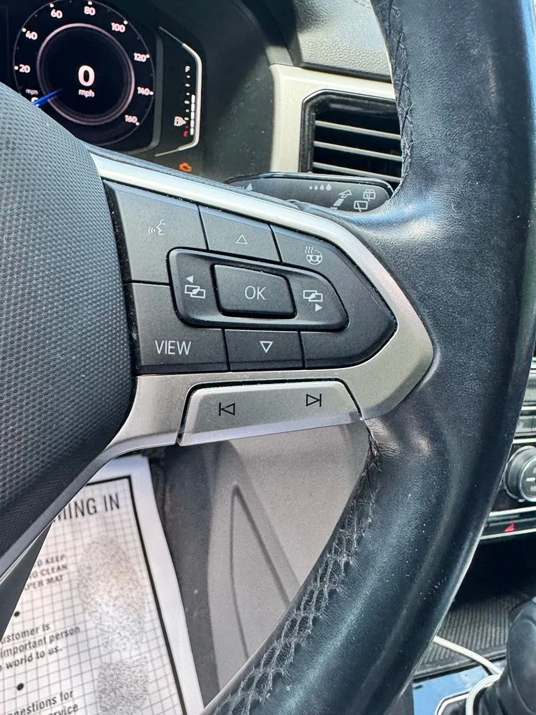 Used 2021 White Volkswagen SEL Premium image 15