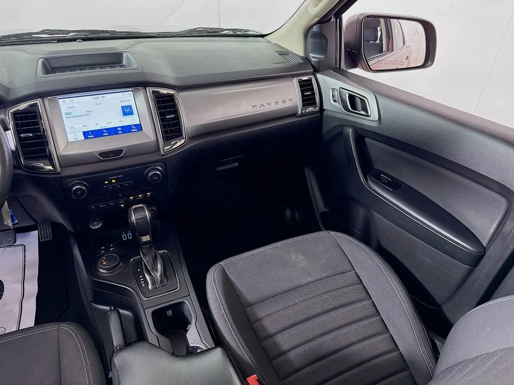 Used 2021 Rapid Red Metallic Tinted Clearcoat Ford XLT image 22