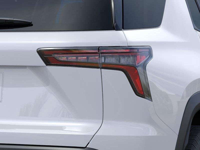 New 2027 Summit White Chevrolet LT image 11