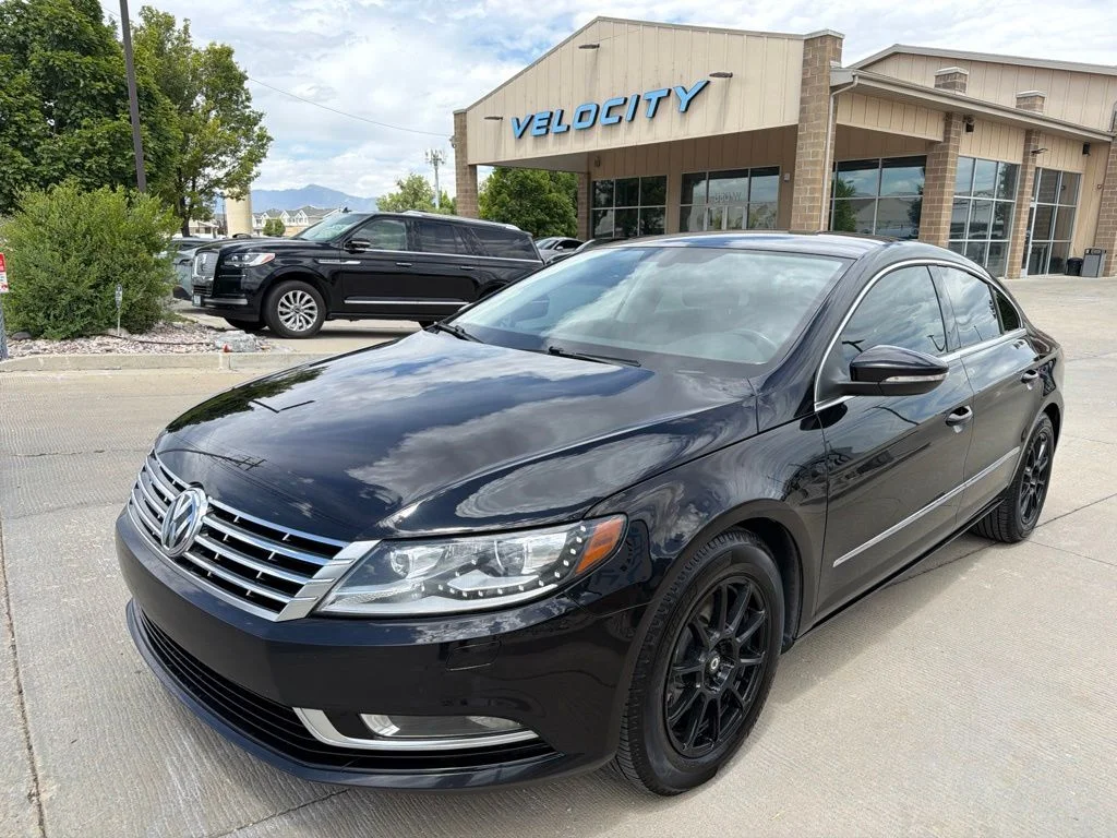Used 2017 Black Volkswagen 2.0T Sport image 6