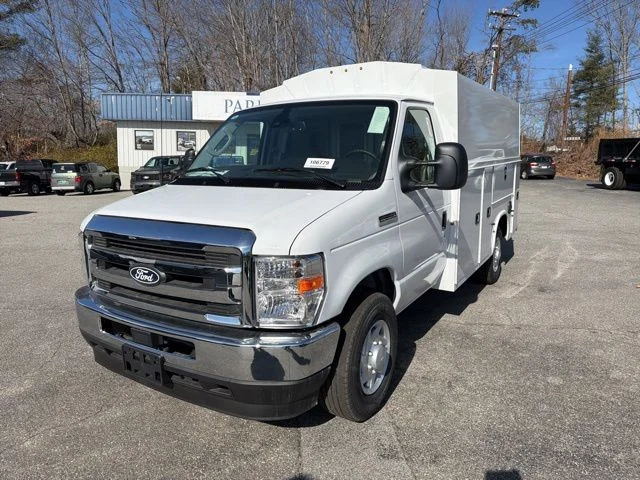 New 2026 White Ford Base image 22
