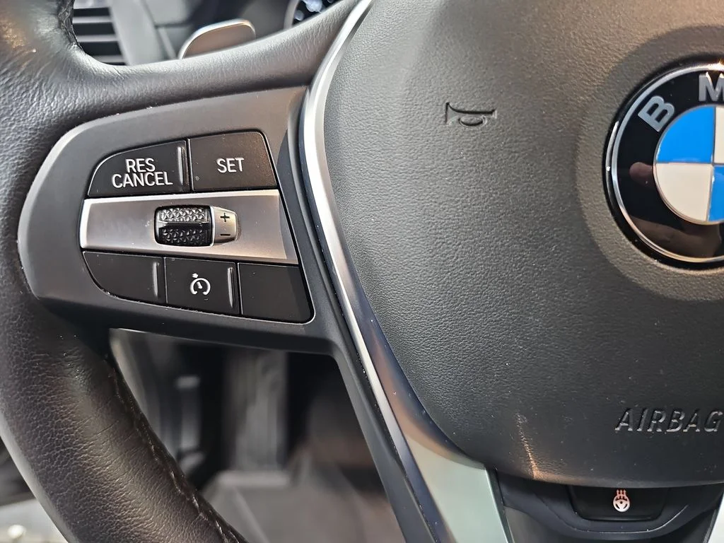 Used 2020 Gray BMW xDrive30i image 19