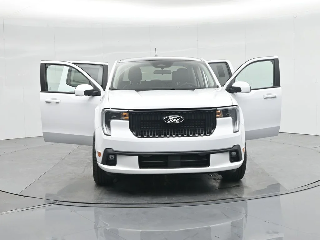New 2025 White Ford Lobo Standard image 30