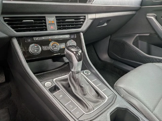 Used 2024 Silver Volkswagen 1.5T SE image 23