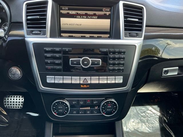 Used 2016 Gray Mercedes-Benz GL 550 image 56
