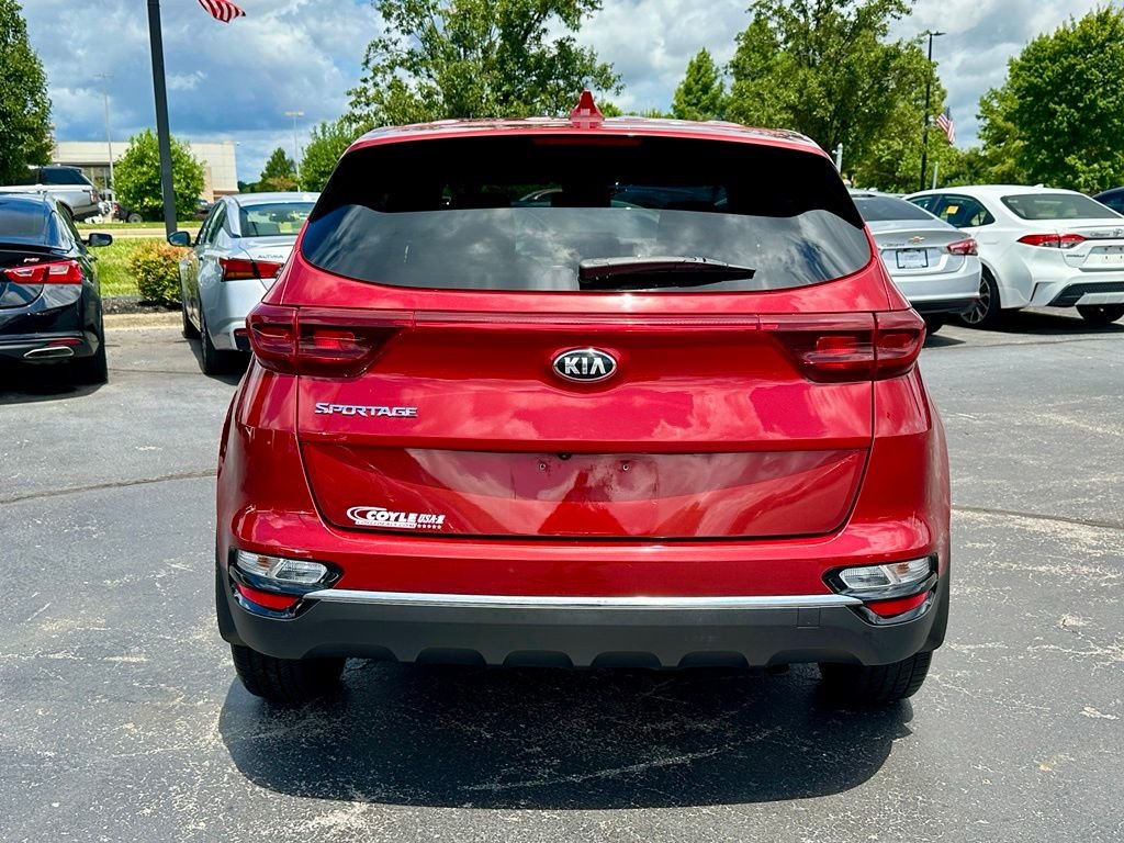 Used 2020 Red Kia LX image 4