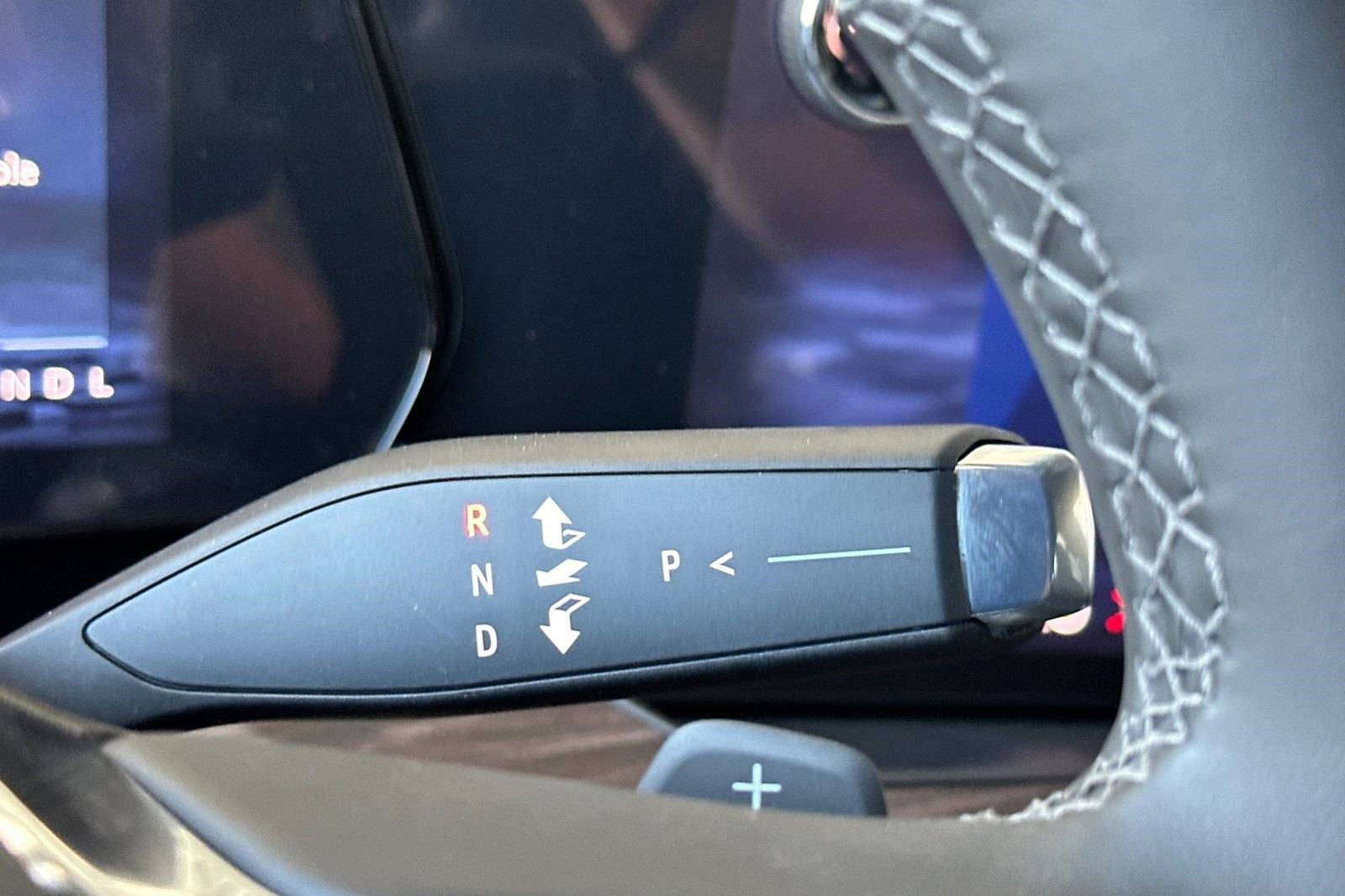 2025 Chevrolet Suburban Premier - Photo 26