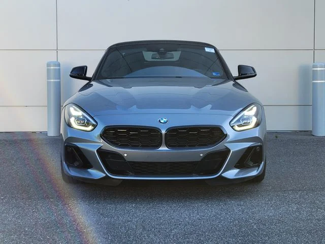 Used 2023 Skyscraper Gray Metallic BMW sDrive30i image 7