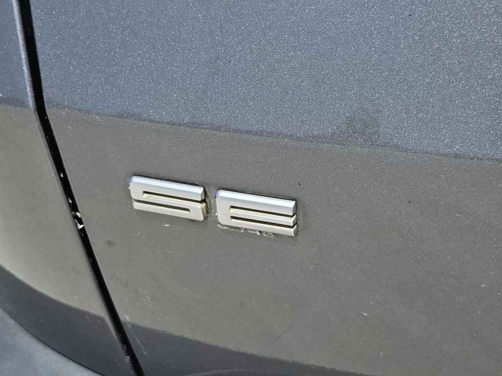 Used 2022 Gray Ford SE image 37