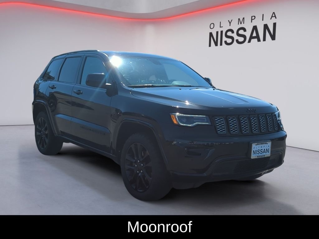 Used 2022 Black Jeep Laredo X image 8