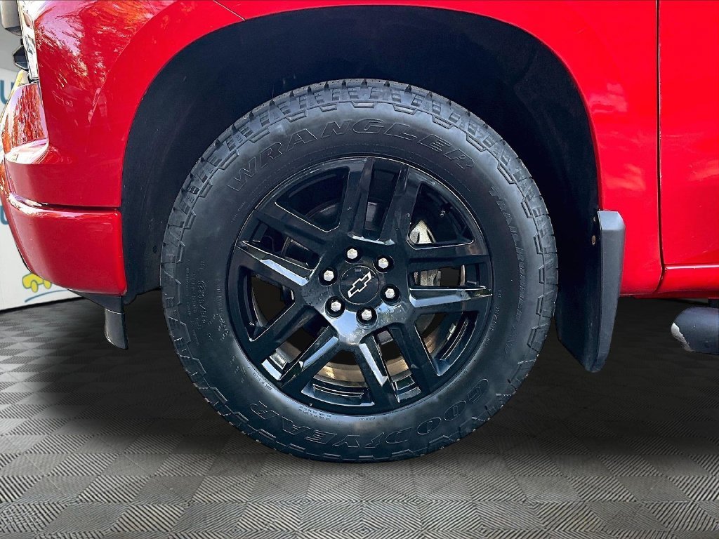 Used 2023 Red Hot Chevrolet Custom image 7
