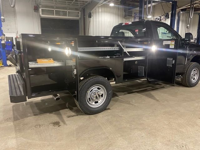 New 2026 Agate Black Metallic Ford XL image 24