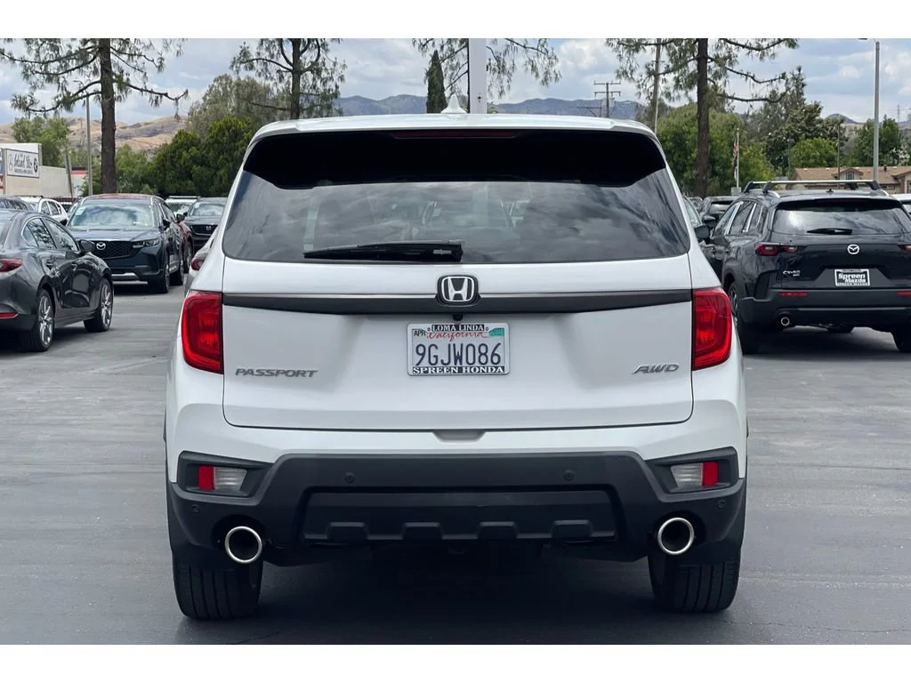 Certified Used 2023 Platinum White Pearl Honda AWD EX-L image 63