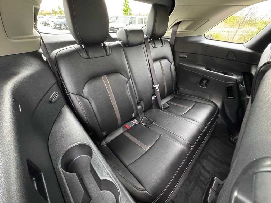 Used 2024 Jet Black Mica Mazda 3.3 Turbo Select image 28