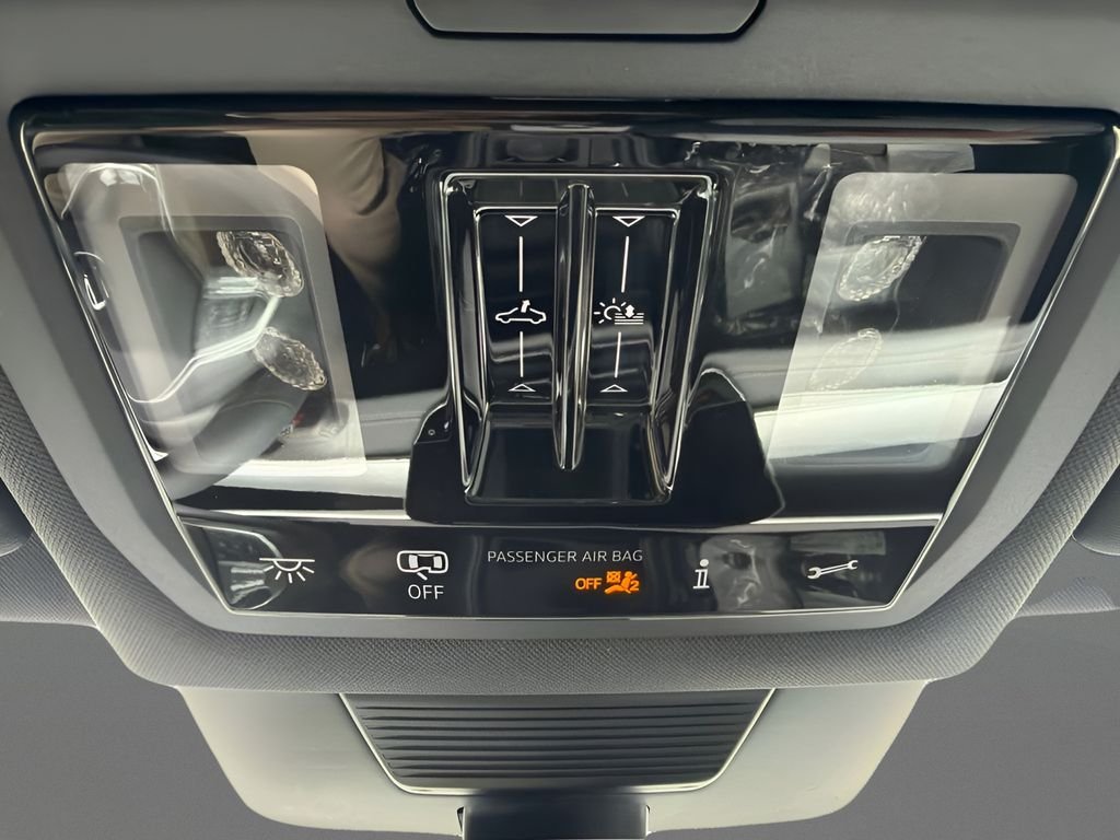 New 2026 Deep Black Pearl Volkswagen 2.0T SE R-Line Black image 18