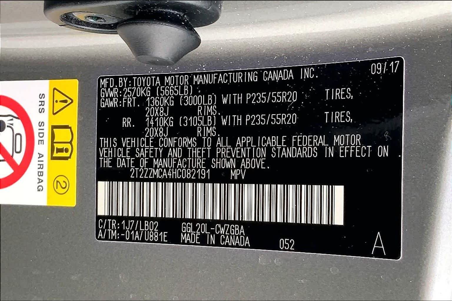Used 2017 Atomic Silver Lexus  image 36