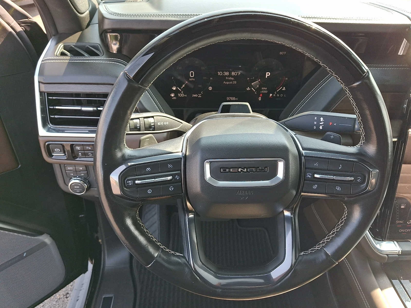 Used 2025 Onyx Black GMC Denali Ultimate image 19