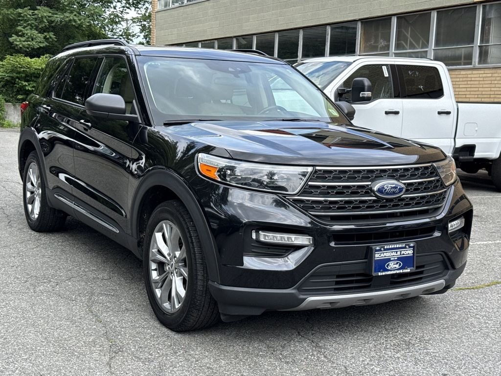 Used 2023 Black Ford XLT image 1
