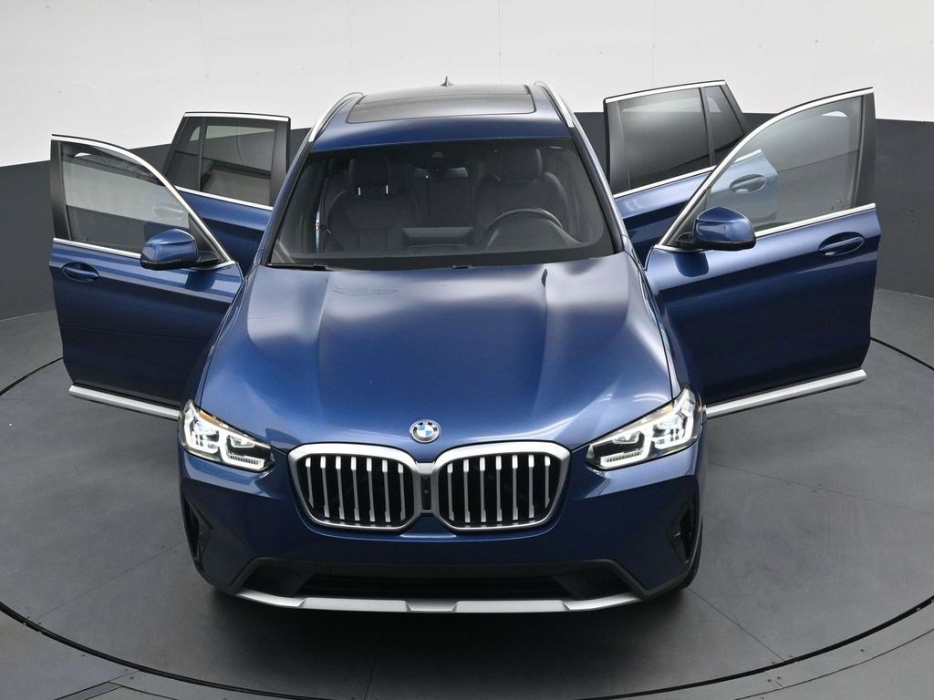 Used 2023 Phytonic Blue Metallic BMW sDrive30i image 37