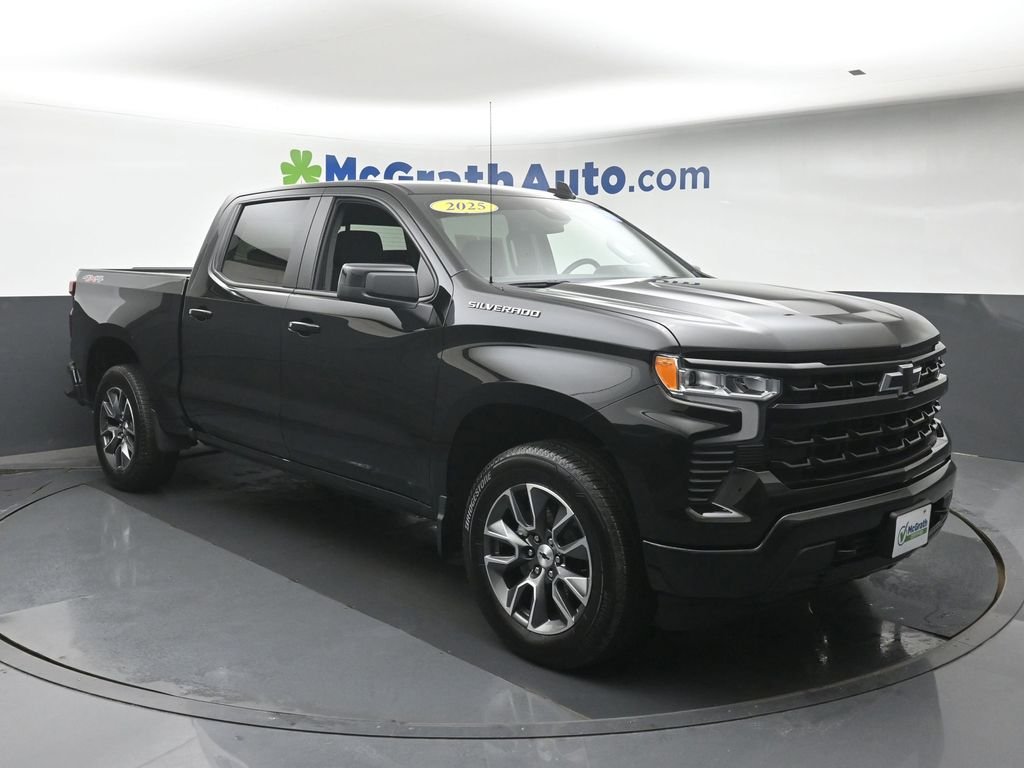Used 2025 Black Chevrolet RST image 2