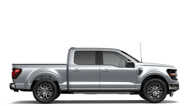 New 2026 Iconic Silver Metallic Ford XLT image 5