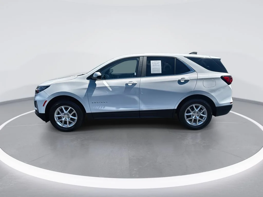 Used 2024 White Chevrolet LT image 5