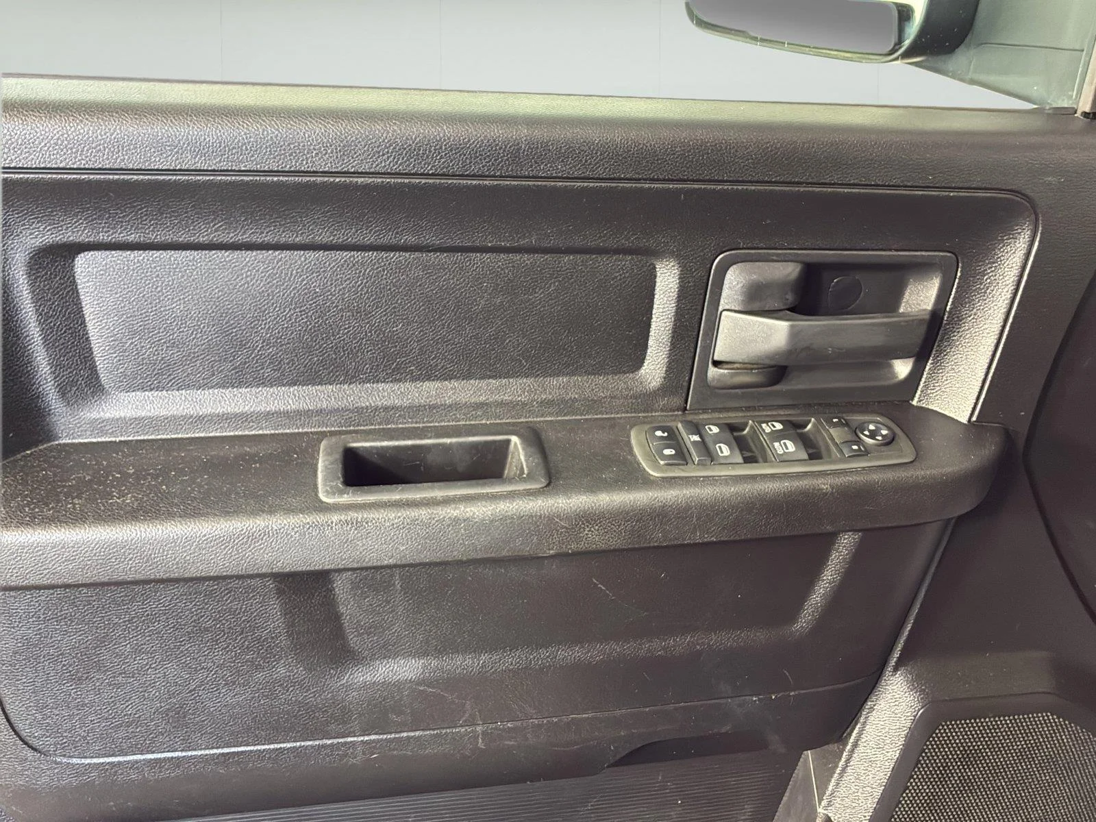 Used 2013 Maximum Steel Metallic Ram Tradesman image 25