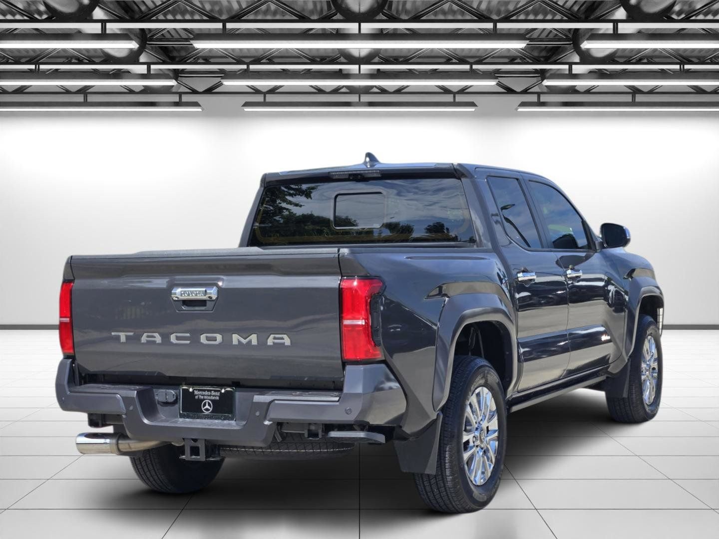 Used 2025 Underground Toyota Limited image 9