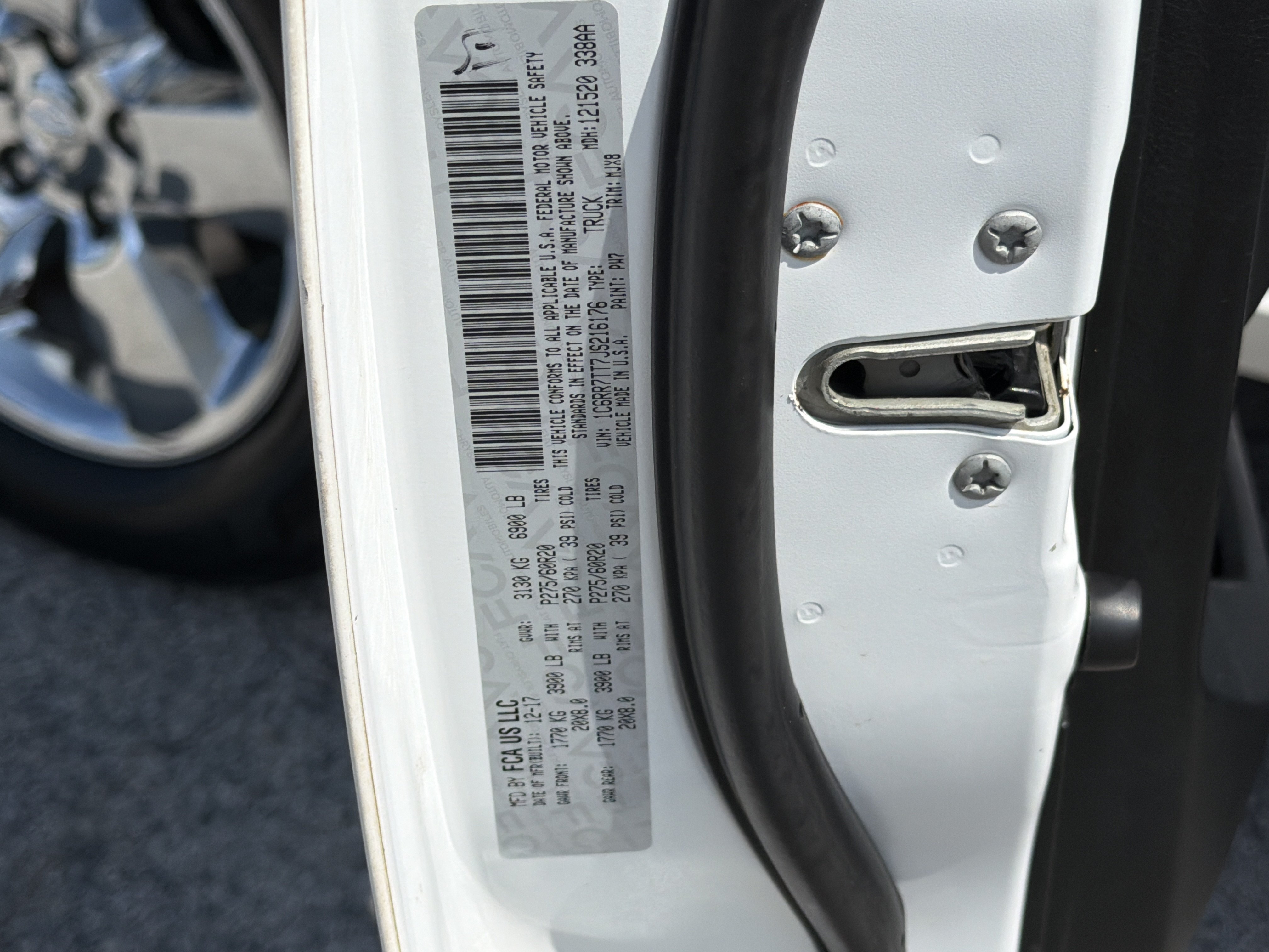 Used 2018 Bright White Clearcoat Ram Big Horn image 34