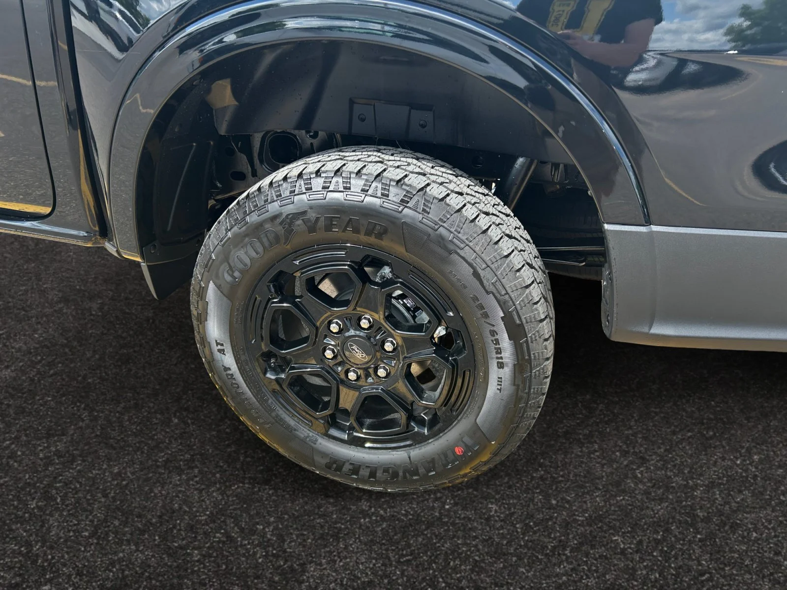 New 2026 Shadow Black Ford XLT image 9